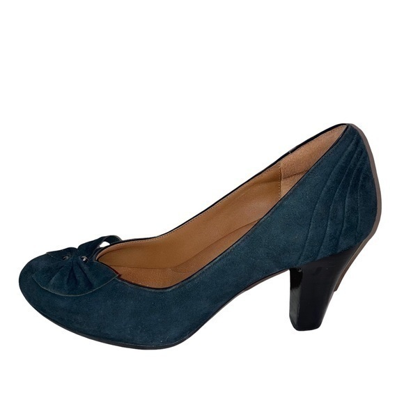 Clarks blue suede heels pumps beautiful 8 - Picture 1 of 10